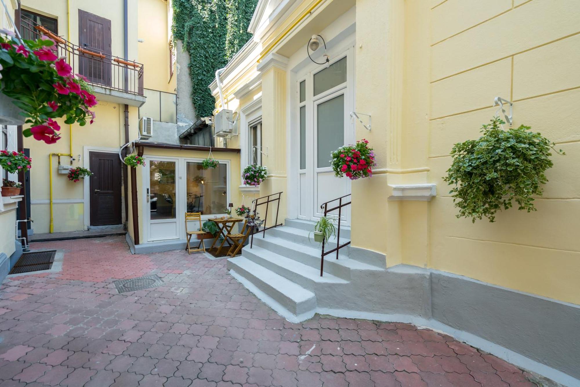 Emil Balaban Luxury Apart-Hotel ブカレスト エクステリア 写真