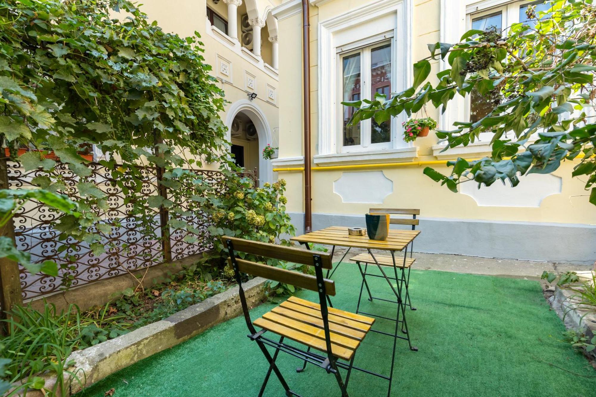 Emil Balaban Luxury Apart-Hotel ブカレスト エクステリア 写真